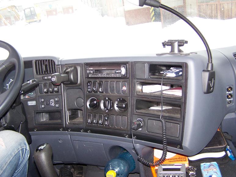 Scania R 420-interiér3.jpg